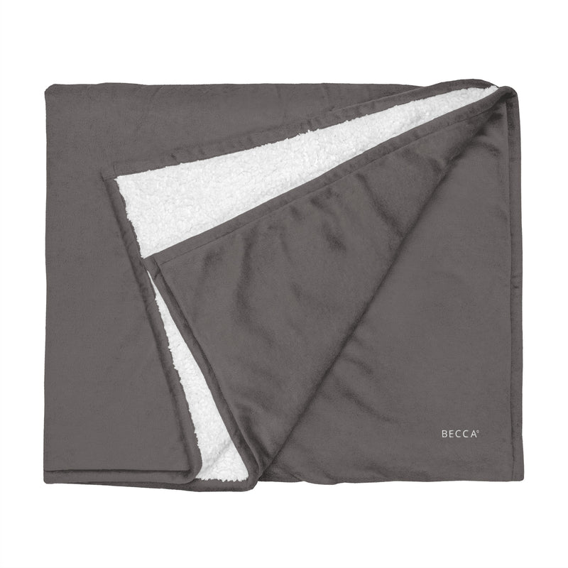 BECCA Q premium cozy nomad blanket