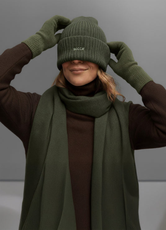 BECCA Q knitted beanie